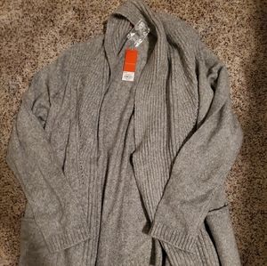 Gray cardigan:Size 1x